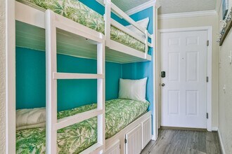 6102 Seawall Blvd, Unit 181 in Galveston, TX - Foto de edificio - Building Photo