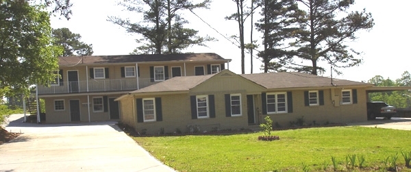 136 Corbin St in Lawrenceville, GA - Building Photo