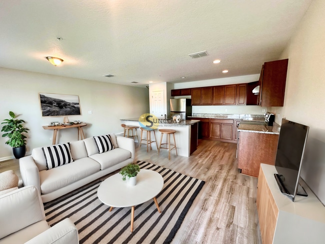9055 Western Way in Jacksonville, FL - Building Photo - Building Photo