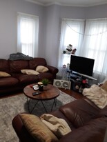8 Ferry St, Unit #1 in Everett, MA - Building Photo