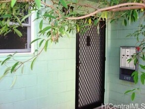 2107 Lime St in Honolulu, HI - Building Photo - Building Photo