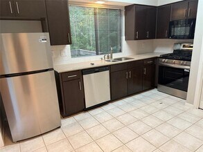2305 Arpdale St in Austin, TX - Building Photo - Building Photo