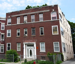 171 Mansion St in Poughkeepsie, NY - Building Photo