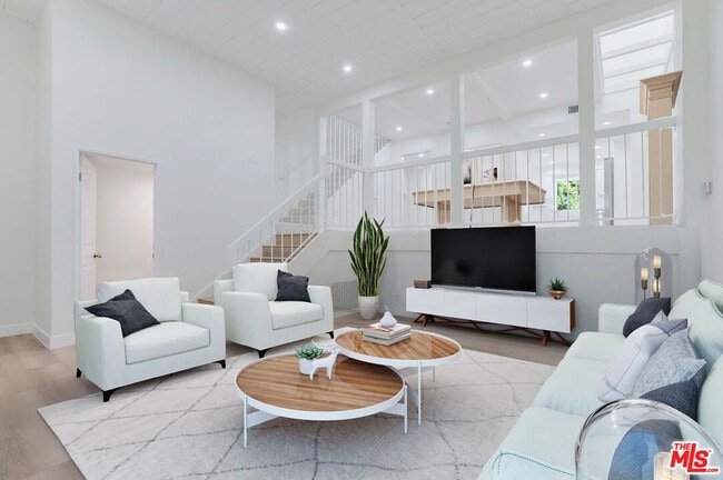 23471 Park Sorrento in Calabasas, CA - Building Photo - Building Photo