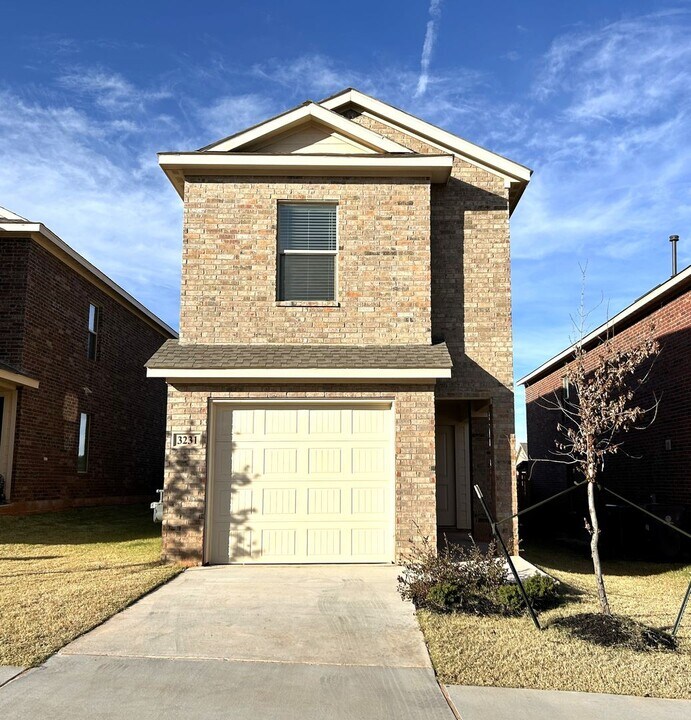 3231 NW 147th Ter in Oklahoma City, OK - Building Photo