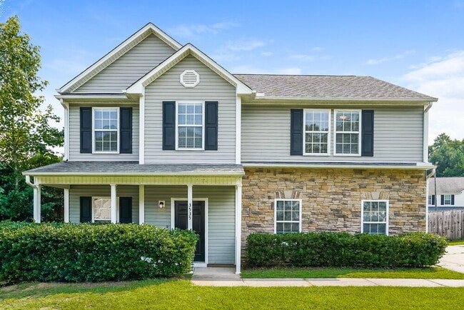 property at 3535 Mackinac Island Ln