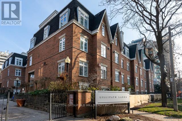 83-83 Lillian St in Toronto, ON - Building Photo