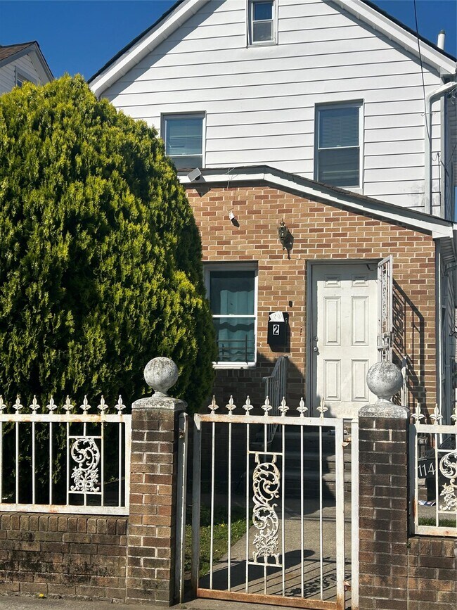 114-34 208th St in Queens, NY - Building Photo - Building Photo