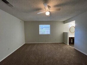 1714 Briar Meadow Dr in Arlington, TX - Building Photo - Building Photo