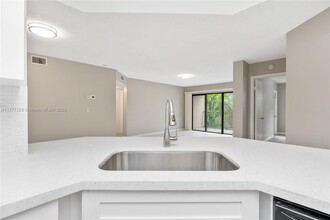 9188 W Atlantic Blvd in Coral Springs, FL - Building Photo - Building Photo