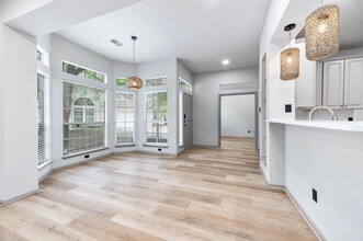 83 S Spiral Vine Cir in The Woodlands, TX - Building Photo - Building Photo