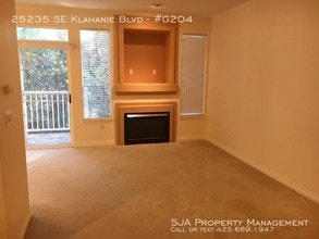 25235 SE Klahanie Blvd in Issaquah, WA - Building Photo - Building Photo