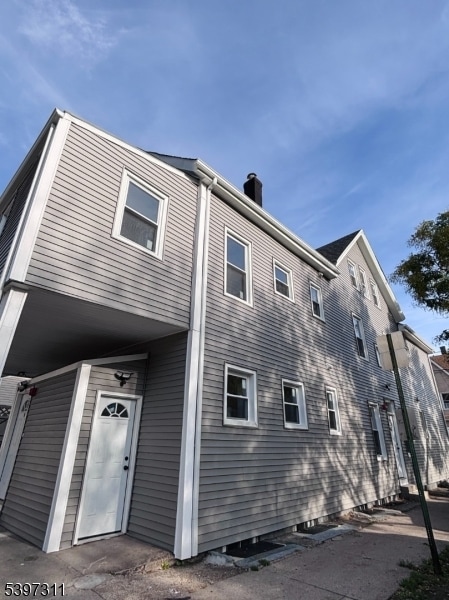 property at 48 N York St