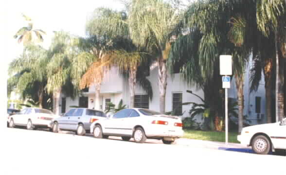 610 16th St in Miami Beach, FL - Foto de edificio - Building Photo