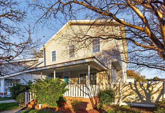 2818 Tidewater Dr in Norfolk, VA - Building Photo - Building Photo