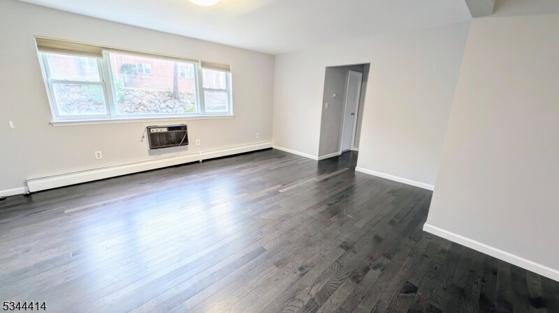 2467 NJ-10 in Morris Plains, NJ - Building Photo