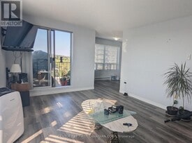 333 Commissioners Rd W in London, ON - Building Photo