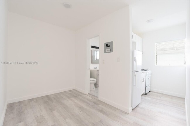 7311 Gary Ave in Miami Beach, FL - Building Photo - Building Photo