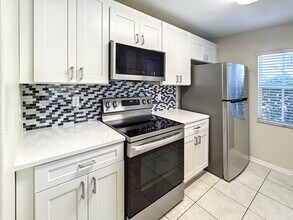 5406 Fieldstone Dr in Lakeland, FL - Building Photo - Building Photo