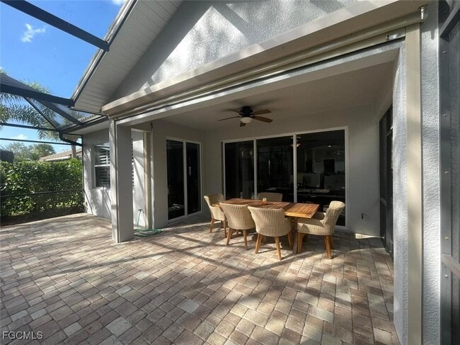 10600 Tirano Ct in Ft. Myers, FL - Foto de edificio - Building Photo