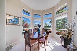 15638 33 Av in Surrey, BC - Building Photo - Building Photo