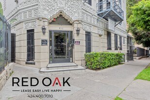 832 S Oxford Ave in Los Angeles, CA - Building Photo