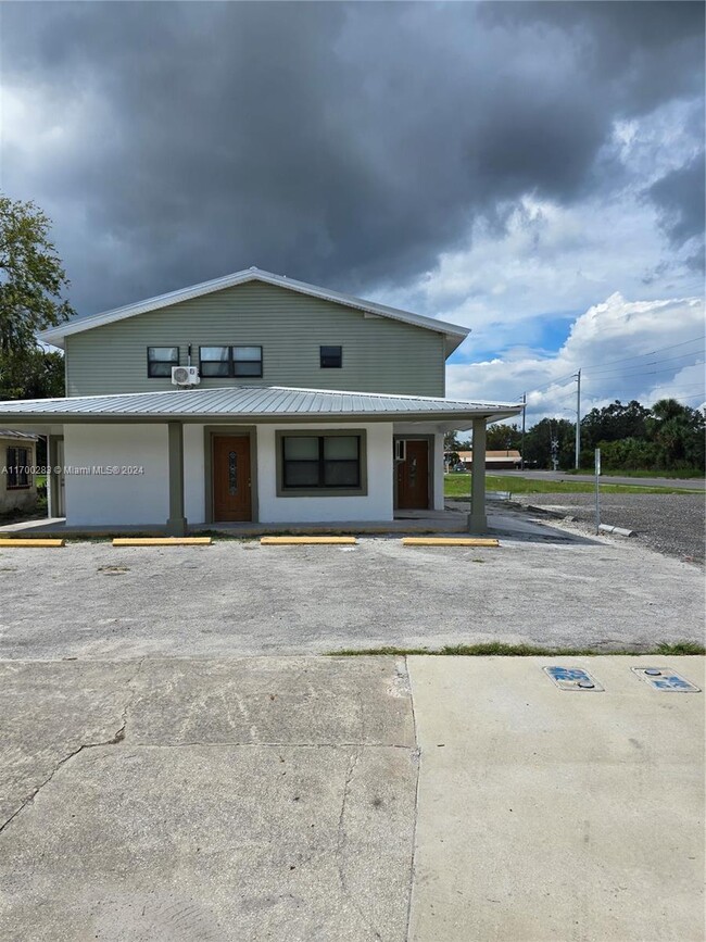 318 N 11th St in Palatka, FL - Building Photo - Building Photo