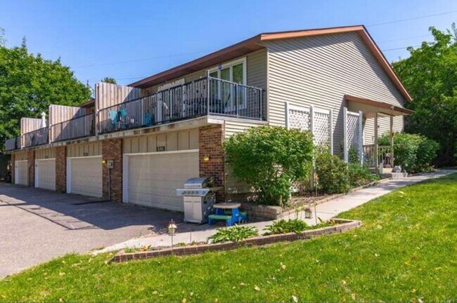 property at 3192 Cleveland Ave N