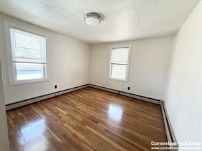 7 Mission St, Unit 4 in Boston, MA - Foto de edificio - Building Photo