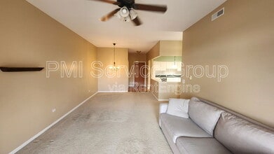 123 W St Charles Rd in Lombard, IL - Building Photo - Building Photo