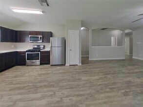 5718 My Way in Houston, TX - Building Photo - Building Photo