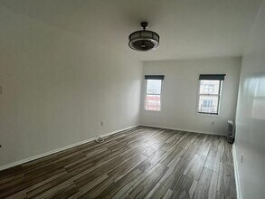 621 Washington Ave in Brooklyn, NY - Building Photo - Building Photo