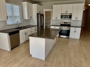 7646 S Waverly Hls Ln in West Jordan, UT - Building Photo - Building Photo