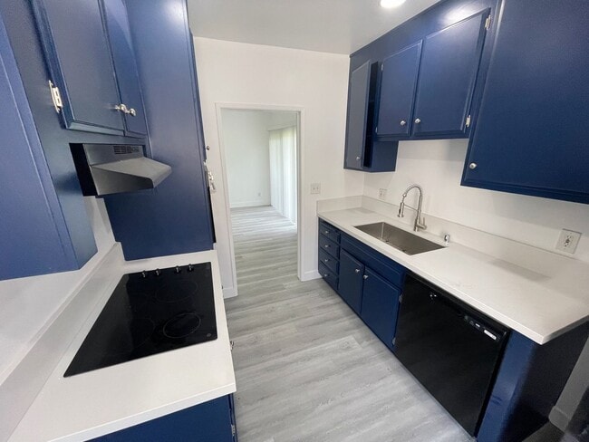 property at 5035 Coldwater Canyon Ave