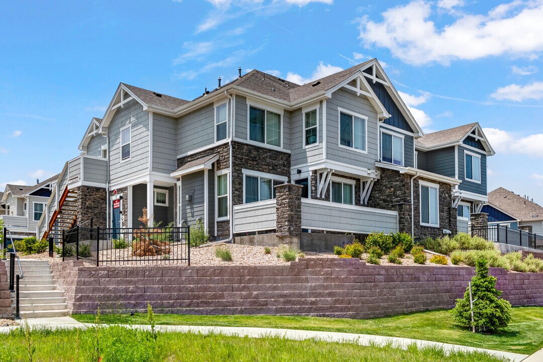 23743 E Ida Pl in Aurora, CO - Building Photo
