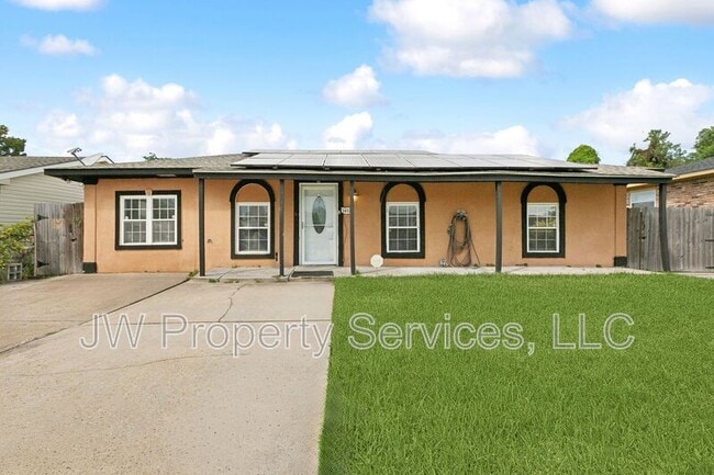 5832 Segnette Dr in Marrero, LA - Building Photo - Building Photo