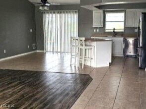 1024 NW 33rd Pl in Cape Coral, FL - Building Photo - Building Photo