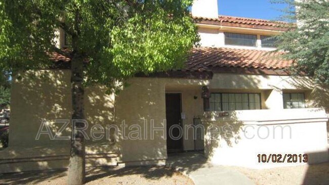 property at 609 E Mesquite Cir
