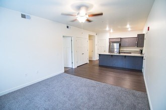 722 E 500 S-Unit -101 in American Fork, UT - Building Photo - Building Photo
