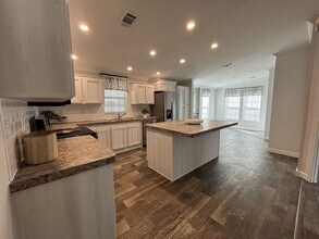 1 Kimberly Ct in Daytona Beach, FL - Building Photo - Building Photo