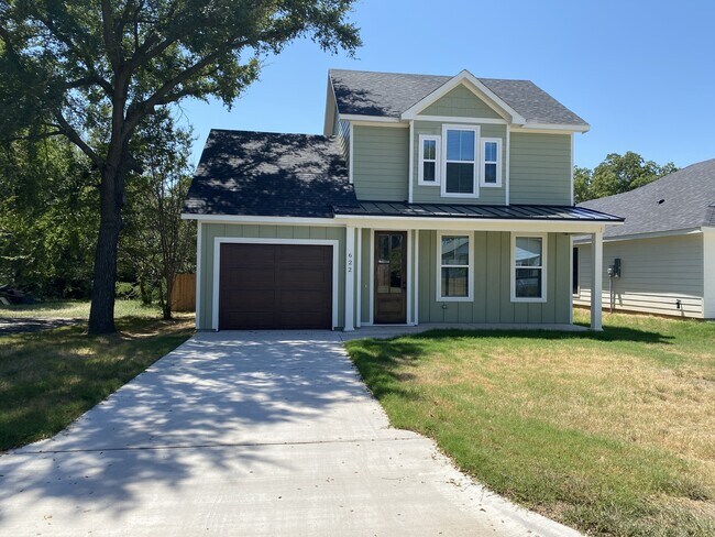 property at 622 W Florence St