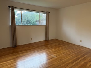 1941 Perry Ave in Menlo Park, CA - Building Photo - Building Photo