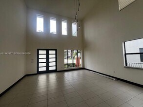15812 NW 88th Ave in Miami Lakes, FL - Building Photo - Building Photo