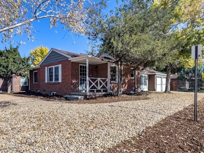 property at 2900 Locust St