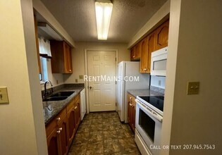 307 Garland St in Bangor, ME - Building Photo - Building Photo