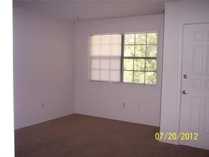 211 S Carl St in Siloam Springs, AR - Building Photo - Building Photo