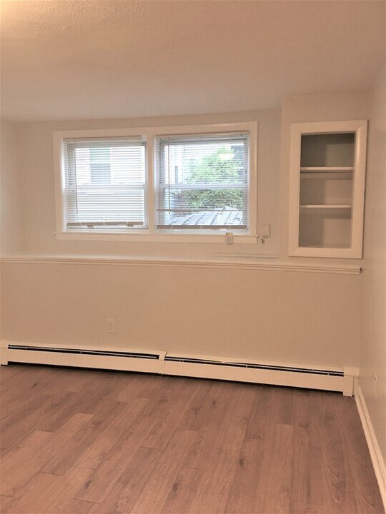 6 Grant Rd, Unit #1 in Malden, MA - Building Photo