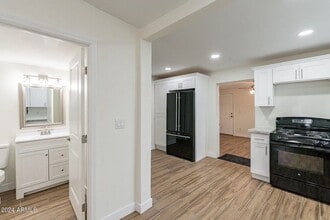 206 E Kinderman Dr in Avondale, AZ - Building Photo - Building Photo