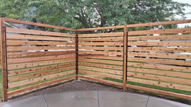 955 Pheasant Ct in Mountain Home, ID - Foto de edificio - Building Photo