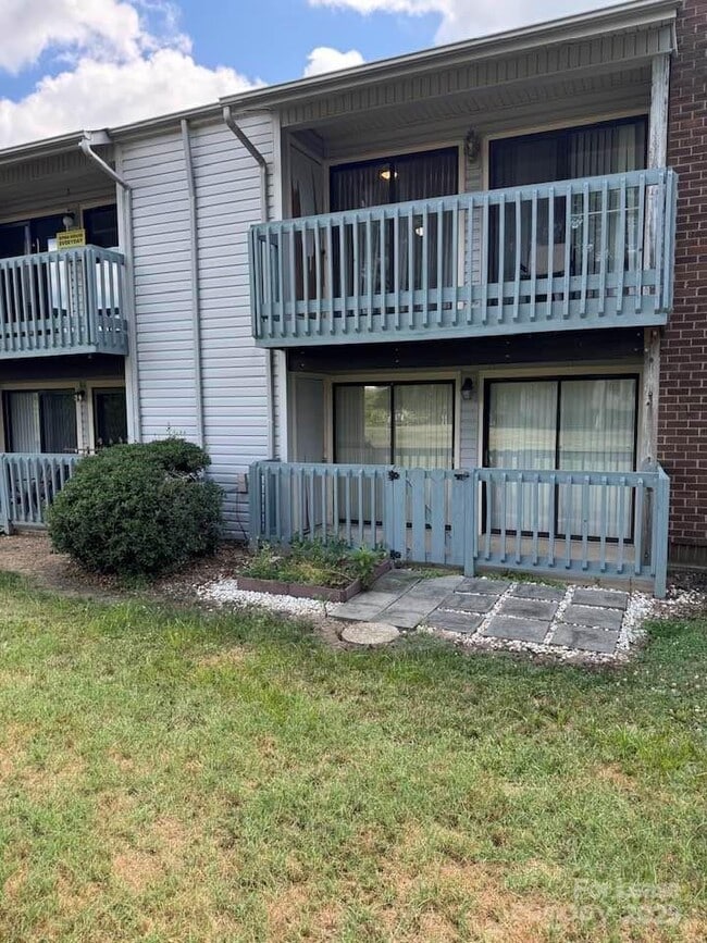 property at 11157 Harrowfield Rd